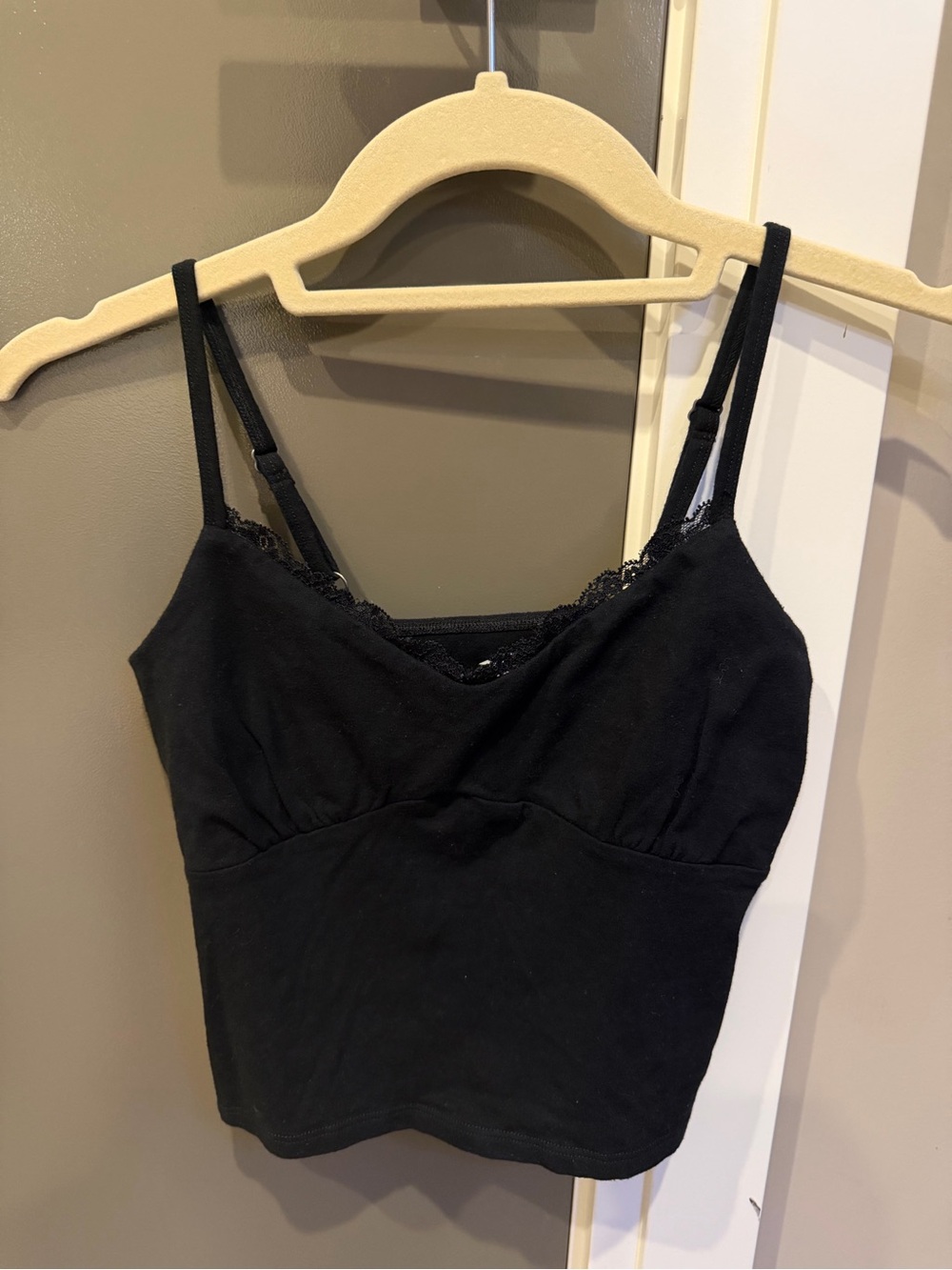 Hollister Black Lace Trim Camisole Tank Top